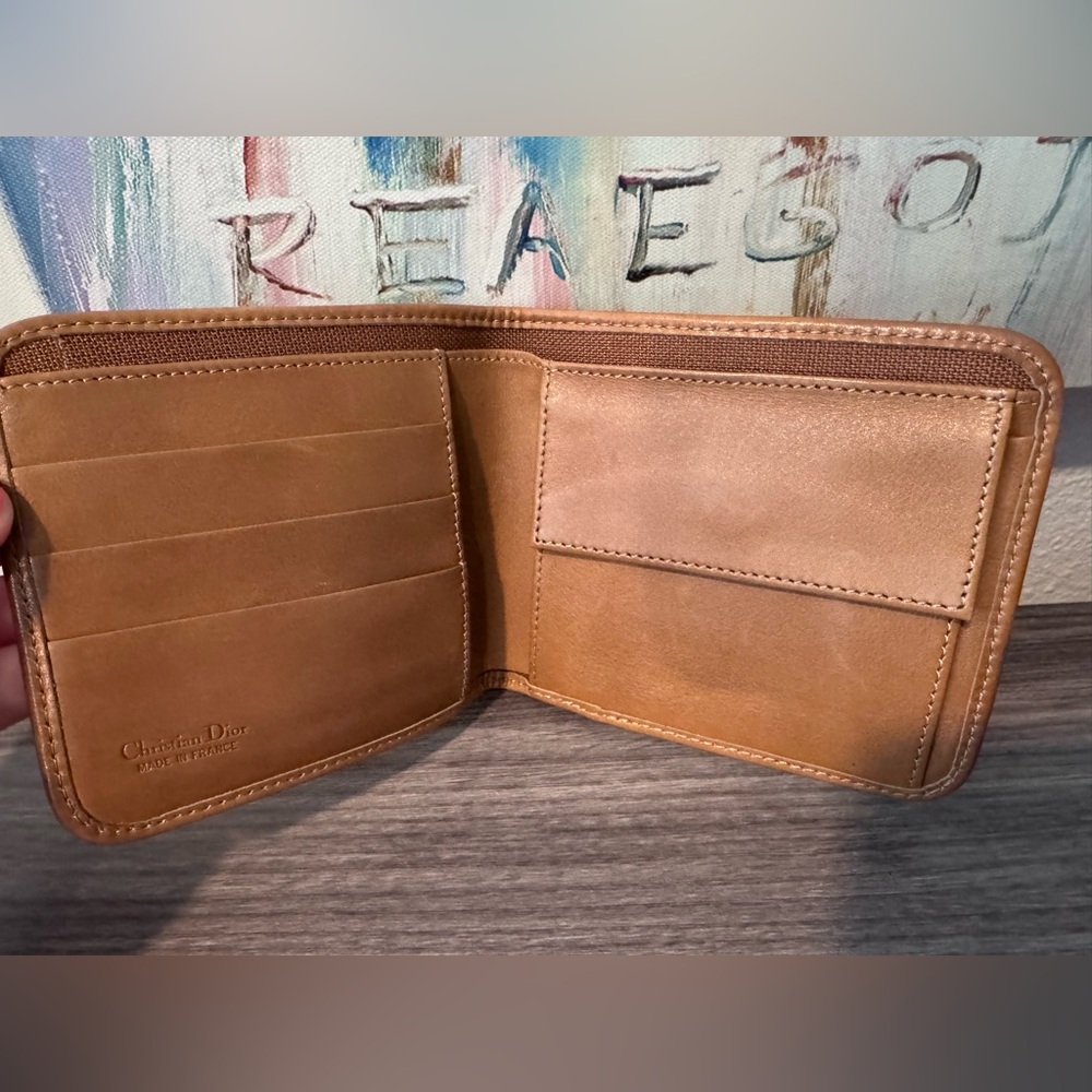 Dior Men’s Bi-Fold Wallet - Picture 2 of 5